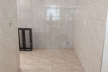 Casa à venda com 4 quartos, sendo 1 suíte, em Vila Pirajussara, São Paulo, SP