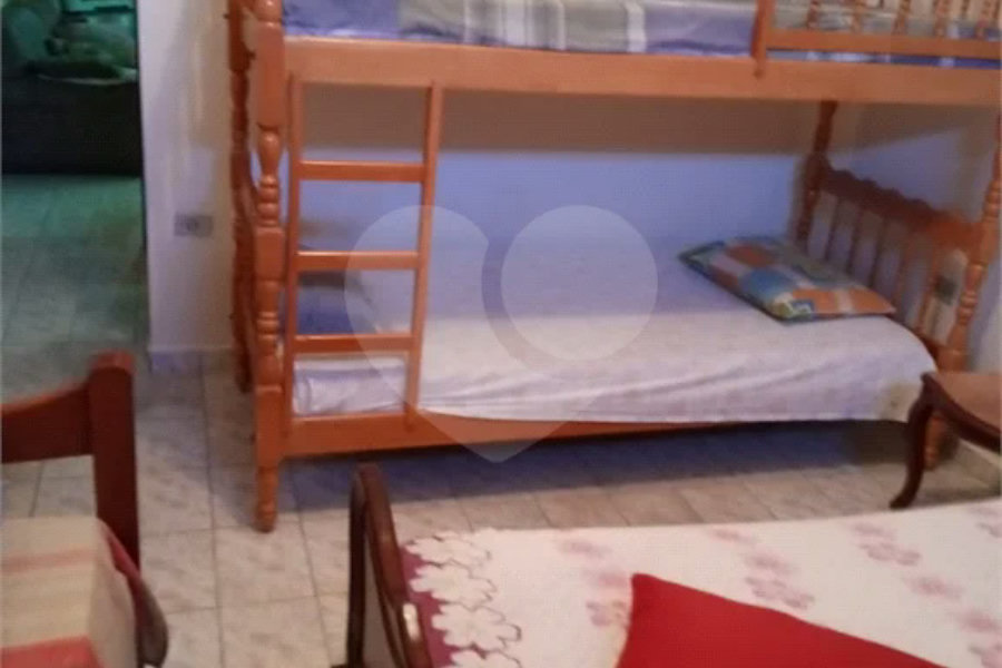 Casa Térrea à venda com 2 quartos, sendo 1 suíte, no Centro, Itanhaém, SP