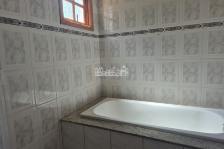 Casa à venda com 3 suítes no condomínio Portal Dos Nobres, Atibaia - SP
