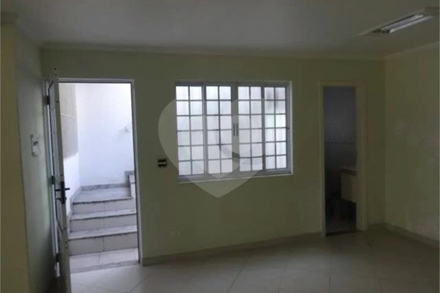 Casa à venda com 4 quartos, sendo 2 suítes, em Horto, São Paulo, SP