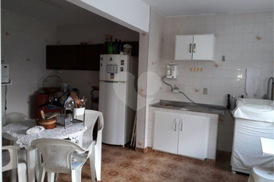 Casa à venda com 4 quartos, sendo 1 suíte, em Santana, São Paulo, SP