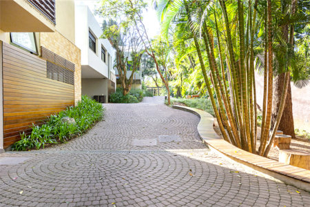 Casa à venda com 4 suítes no condomínio Vila Flora, São Paulo - SP