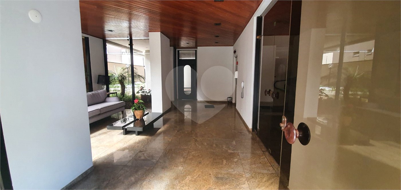 Apartamento à venda com 4 quartos, sendo 3 suítes,  em Perdizes, São Paulo, SP