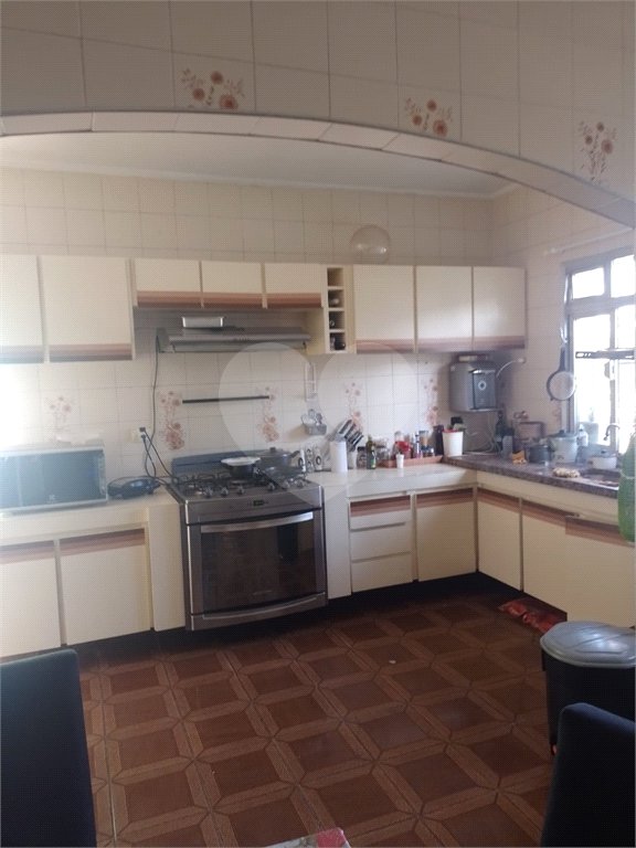 Sobrado à venda com 6 quartos, sendo 2 suítes, em Tremembé, São Paulo, SP