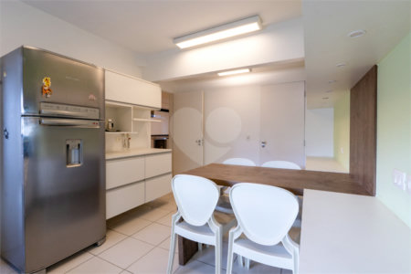 Apartamento à venda com 3 suítes em Vila Nova Conceição, São Paulo, SP