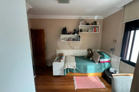 Apartamento à venda com 4 suítes em Água Fria, São Paulo, SP