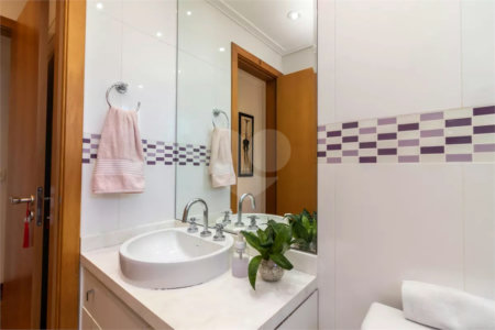 Apartamento à venda com 3 suítes em Jardim São Paulo(zona Norte), São Paulo, SP