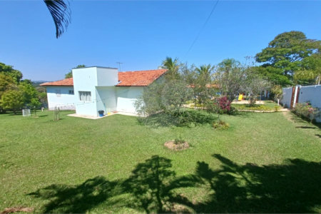Casa à venda com 3 quartos, sendo 1 suíte, no condomínio Santa Inês, Itu - SP