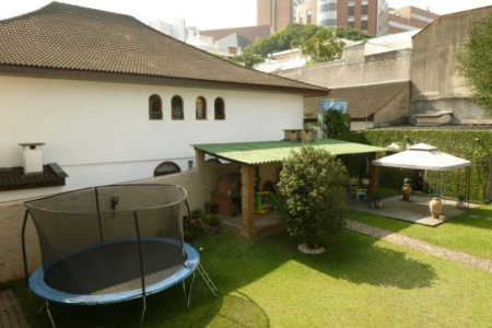 Sobrado à venda com 3 suítes em Jardim Leonor, São Paulo, SP
