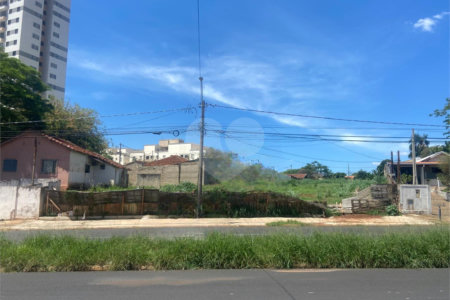 Terreno à venda no Centro, Araraquara, SP