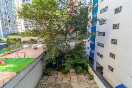 Apartamento à venda com 4 quartos, sendo 1 suíte,  em Higienópolis, São Paulo, SP