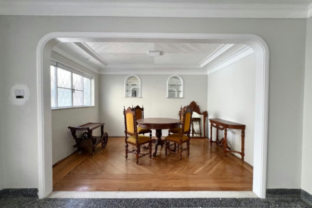 Casa com 3 dormitórios para alugar, 284 m² por R$ 21.162,89 - Gonzaga - Santos/SP