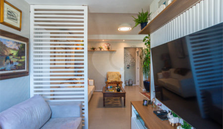 Apartamento à venda com 2 quartos, sendo 1 suíte,  em Chácara Santo Antônio, São Paulo, SP