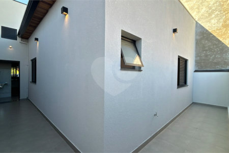 Casa à venda com 2 quartos, sendo 1 suíte, em Parque Residencial Sabiás, Indaiatuba, SP