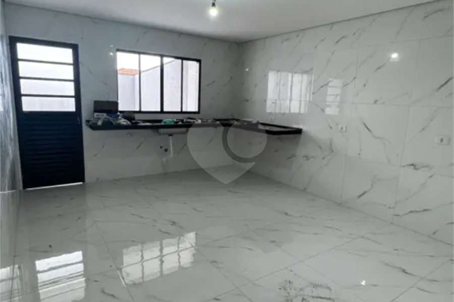 Sobrado à venda com 3 quartos, sendo 1 suíte, em Vila Bonilha, São Paulo, SP