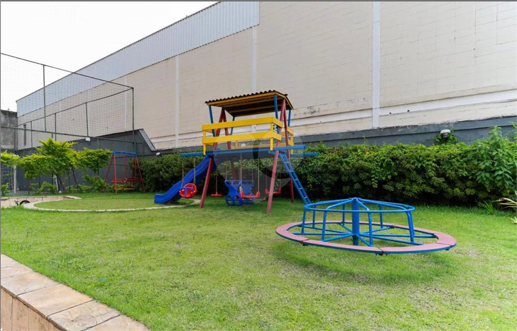 Apartamento à venda ou para alugar com 2 quartos em Parque Peruche, São Paulo, SP
