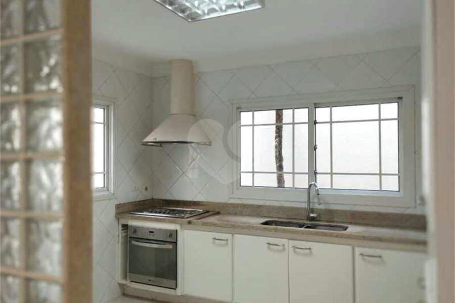 Sobrado à venda com 3 quartos, sendo 1 suíte, em Jardim São Paulo(zona Norte), São Paulo, SP