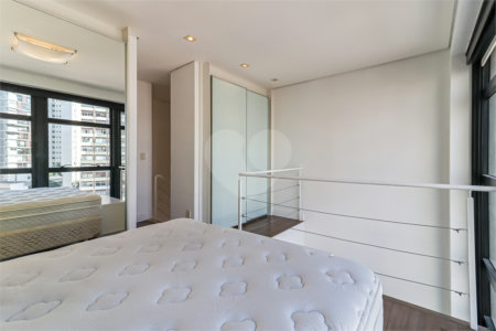Duplex à venda com 1 suíte em Vila Nova Conceição, São Paulo, SP