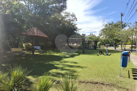 Terreno à venda em Parque das Quaresmeiras, Campinas, SP