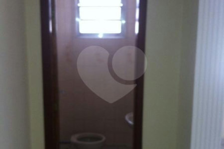 Sobrado à venda com 3 quartos, sendo 1 suíte, em Chora Menino, São Paulo, SP