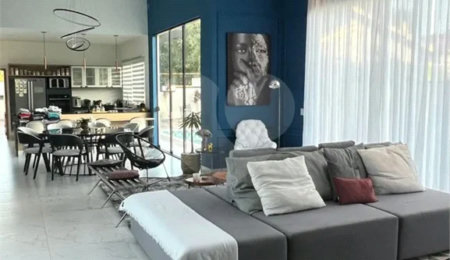 Casa à venda com 3 suítes no condomínio Terra Caxambu, Jundiaí - SP