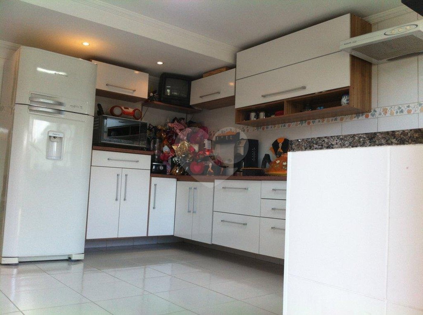 Sobrado à venda com 3 quartos, sendo 1 suíte, em Vila Guilherme, São Paulo, SP