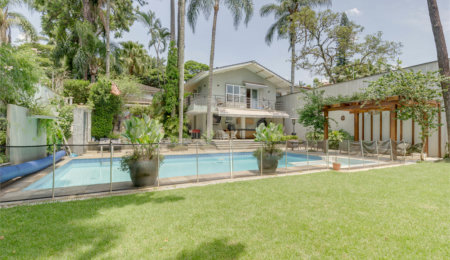Casa Térrea à venda com 6 suítes em Alto da Boa Vista, São Paulo, SP