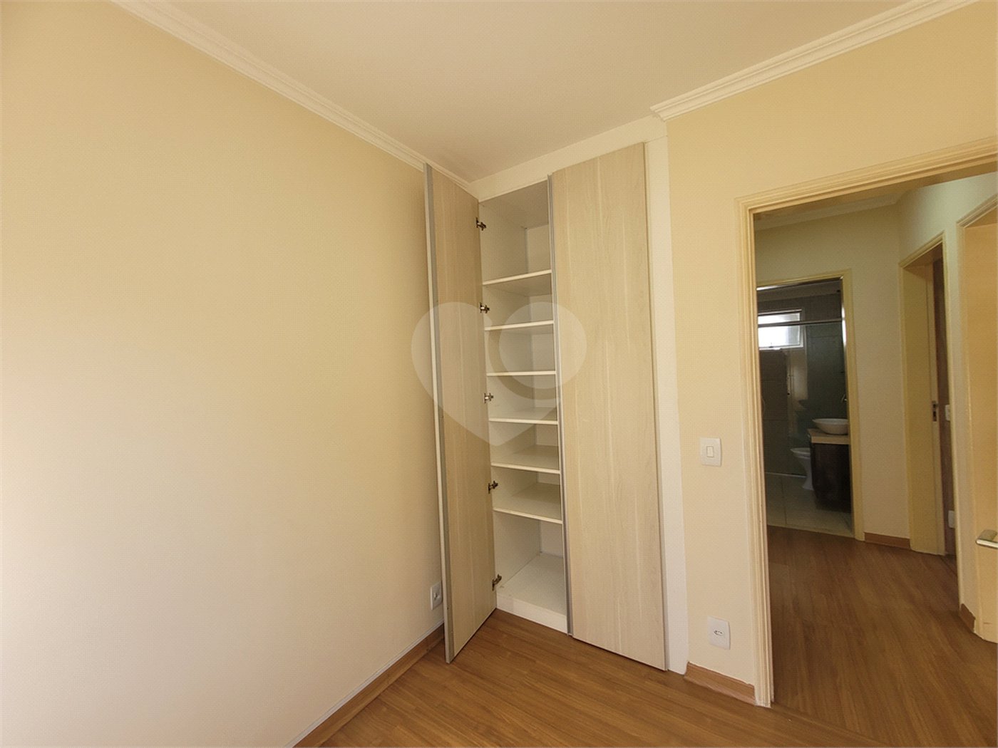 Apartamento à venda com 3 quartos, sendo 1 suíte, em Parque Campolim, Sorocaba, SP