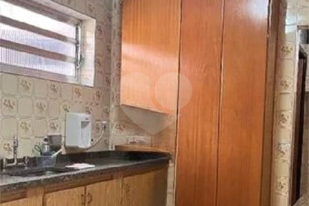 Sobrado à venda com 4 quartos, sendo 1 suíte,  em Alto da Lapa, São Paulo, SP