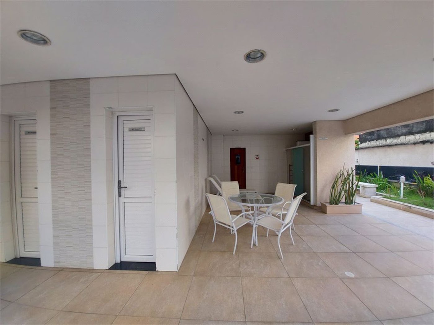 Apartamento com 3 dormitórios à venda, 110 m² por R$ 1.100.000,00 - Centro - Guarujá/SP
