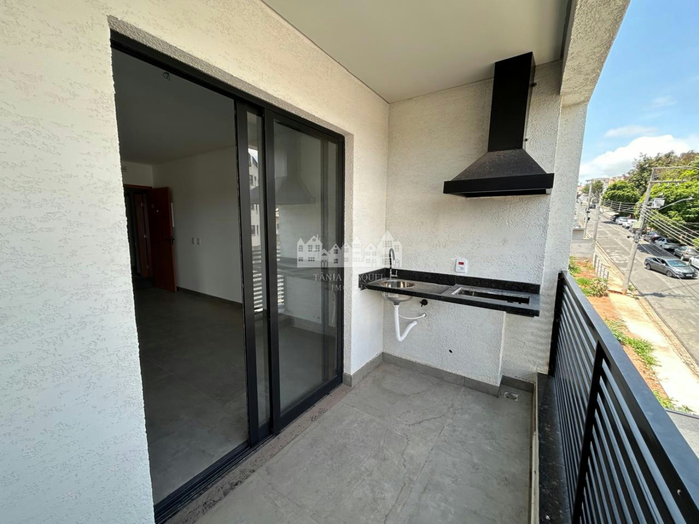 Apartamento à venda com 3 quartos, sendo 1 suíte, no centro de Atibaia - SP