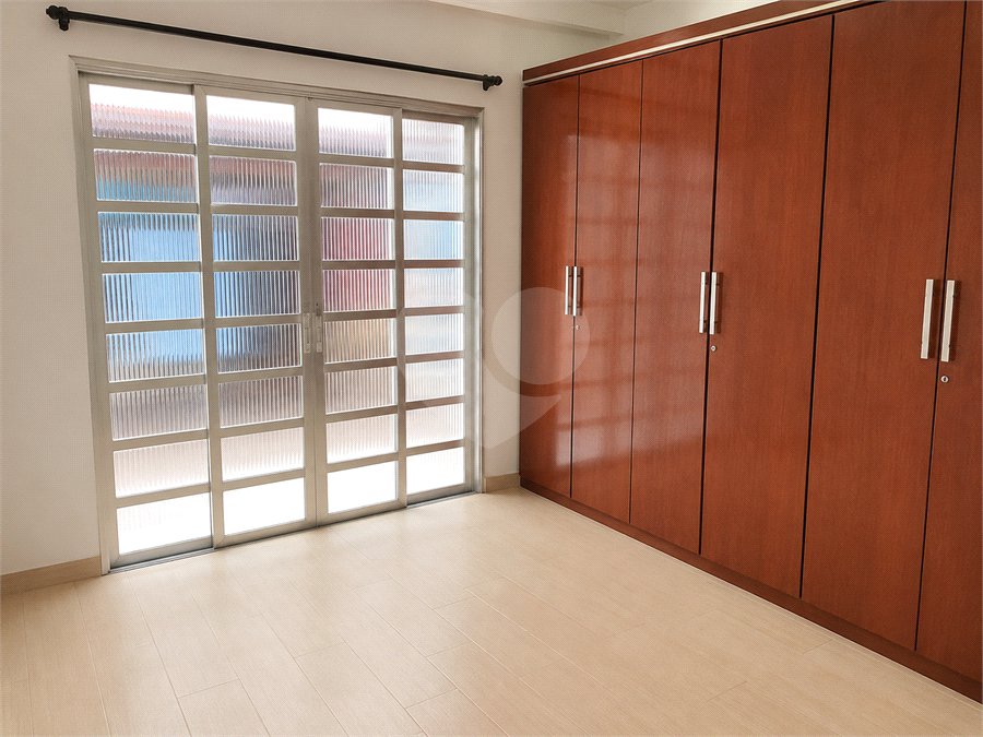 Casa à venda com 4 quartos, sendo 2 suítes,  em Jardim Bela Vista, Santo André, SP
