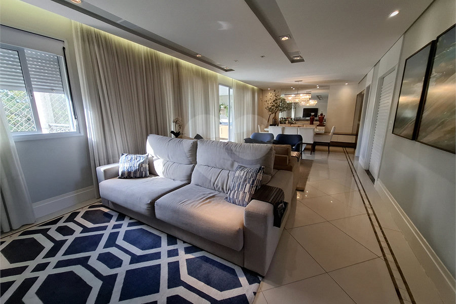 Apartamento à venda com 3 suítes em Santana, São Paulo, SP