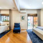 Apartamento à venda com 4 quartos, sendo 3 suítes, em Moema, São Paulo, SP
