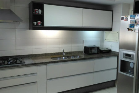 Apartamento à venda com 3 suítes em Jardim Londrina, São Paulo, SP