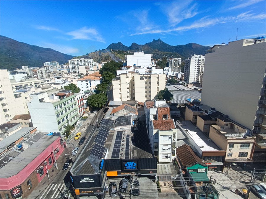 Cobertura à venda com 3 quartos, sendo 2 suítes, em Tijuca, Rio de Janeiro, RJ