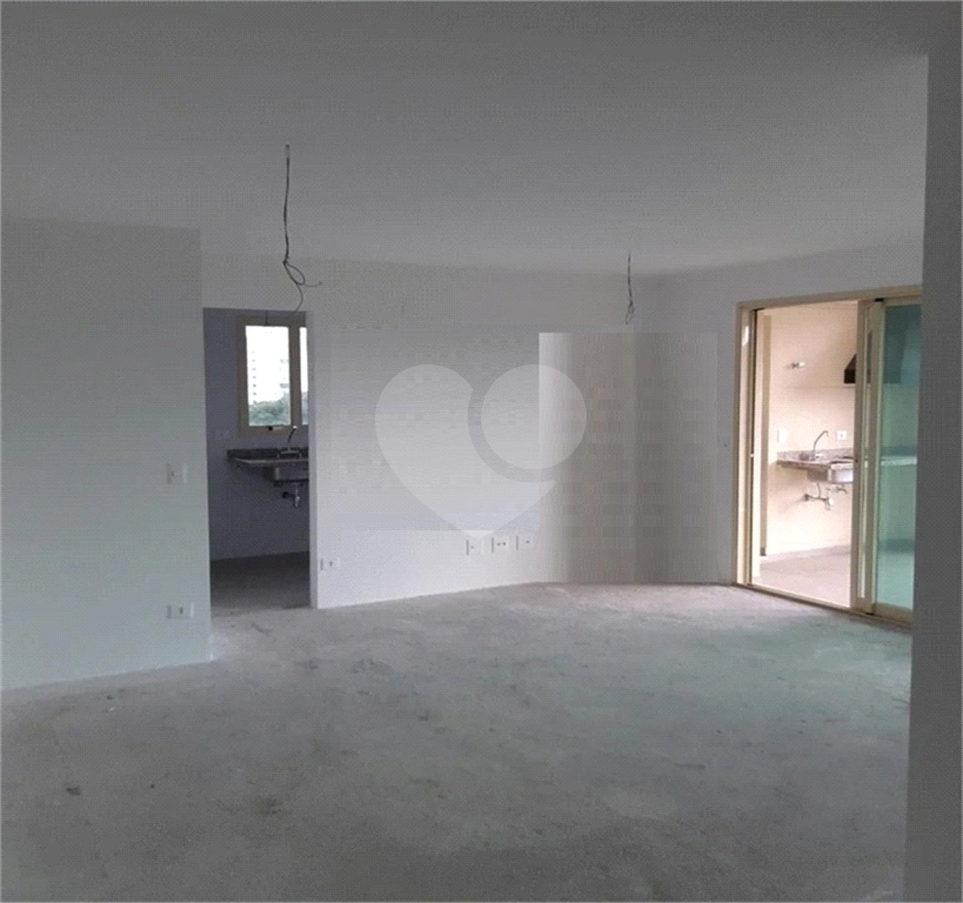 Apartamento à venda com 3 quartos, sendo 1 suíte, em Vila Paulicéia, São Paulo, SP