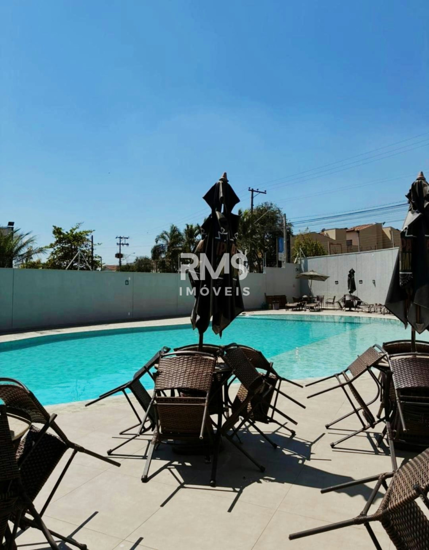 Apartamento à venda com 3 quartos, sendo 1 suíte, no condomínio Residencial Ilhas Mediterrâneo, Itu - SP
