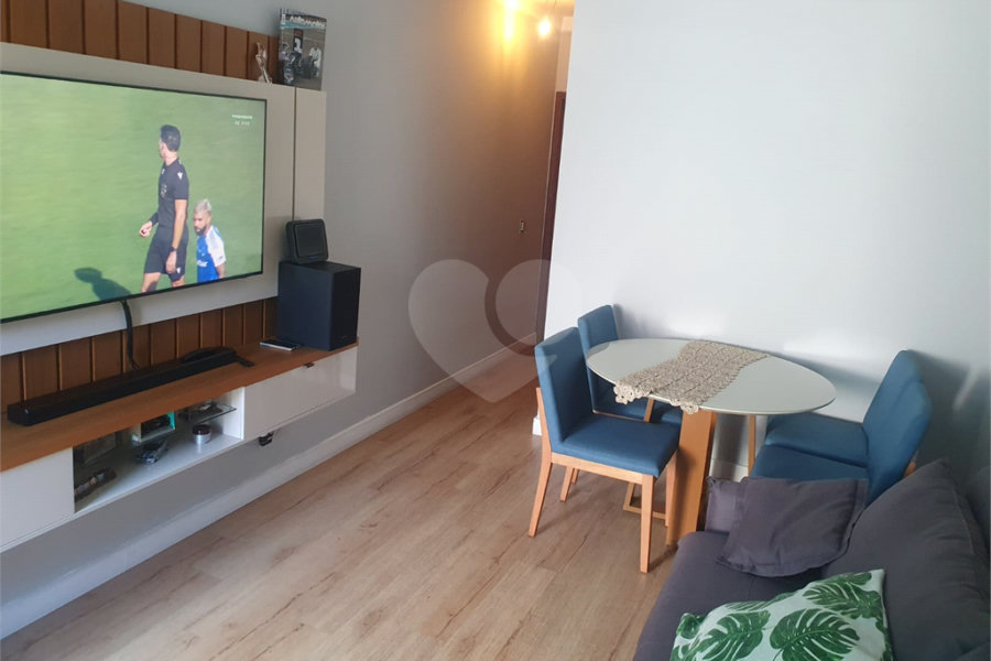 Casa à venda com 2 suítes no condomínio Residencial Maracujás, São Paulo - SP