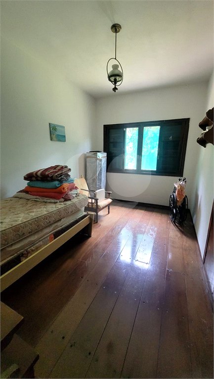 Casa Térrea à venda com 4 quartos, sendo 1 suíte, em Serra da Cantareira, Mairiporã, SP