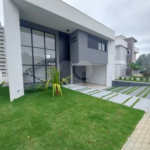 Casa à venda com 4 suítes no condomínio Monaco, São José dos Campos - SP