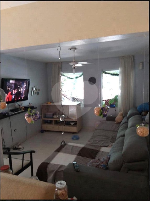 Casa à venda com 3 suítes em Vila Emir, São Paulo, SP