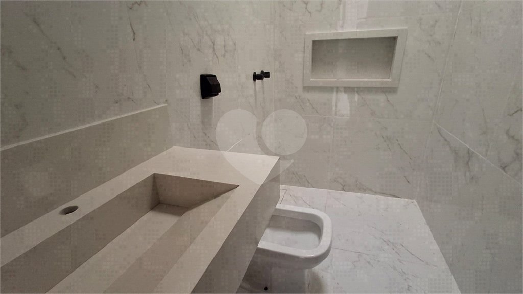 Casa à venda com 3 quartos, sendo 1 suíte, no condomínio Horto Florestal 1, Sorocaba - SP