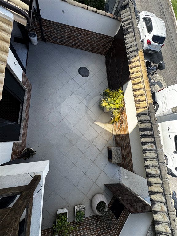 Casa à venda com 3 quartos, sendo 1 suíte, no condomínio Village da Posse, Rio de Janeiro - RJ