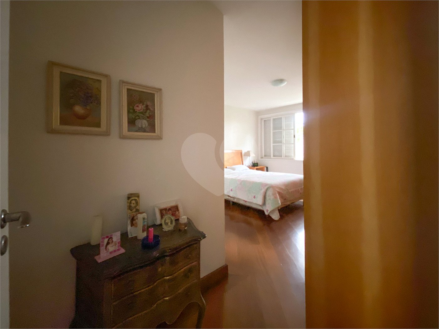 Casa de Vila à venda com 5 quartos, sendo 4 suítes, em Chácara Santo Antônio, São Paulo, SP