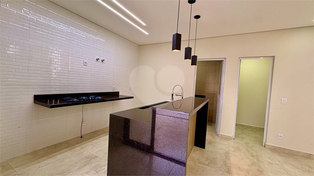 Casa à venda com 3 quartos, sendo 1 suíte, no condomínio Residencial Villagio Wanel, Sorocaba - SP