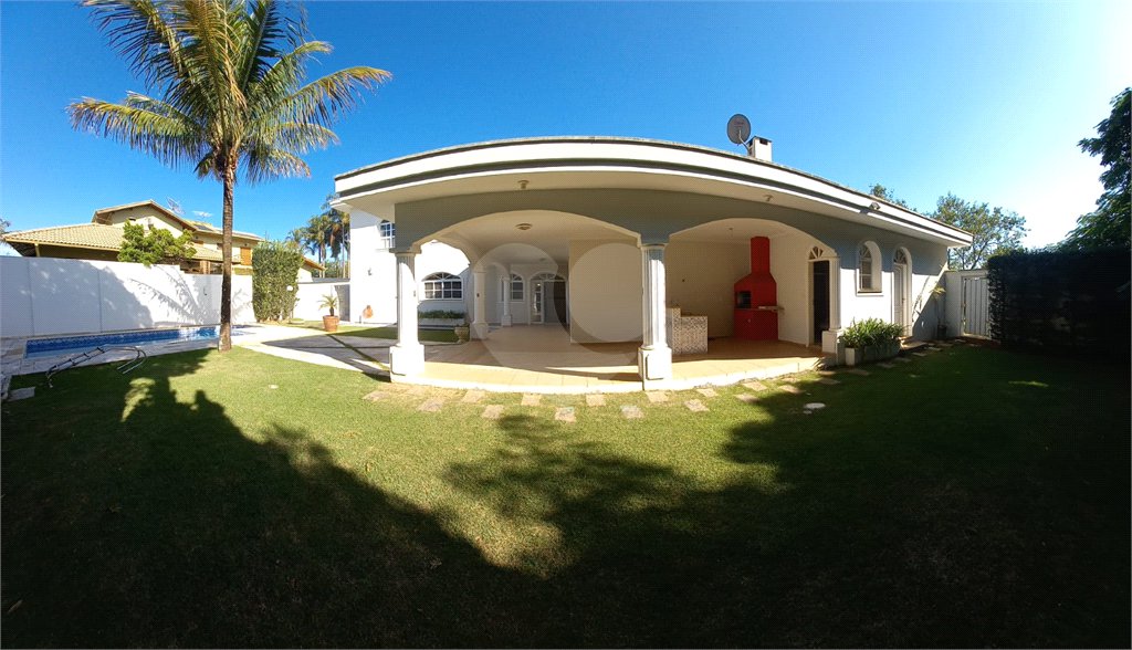 Casa à venda com 5 quartos, sendo 3 suítes, no condomínio Vinhas da Vista Alegre - Lado Sede, Vinhedo - SP