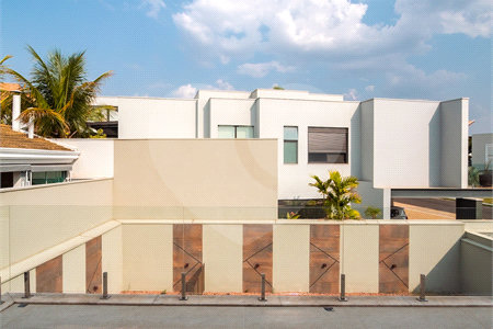 Casa à venda ou para alugar com 4 suítes no condomínio Jardim Vila Paradiso, Indaiatuba - SP