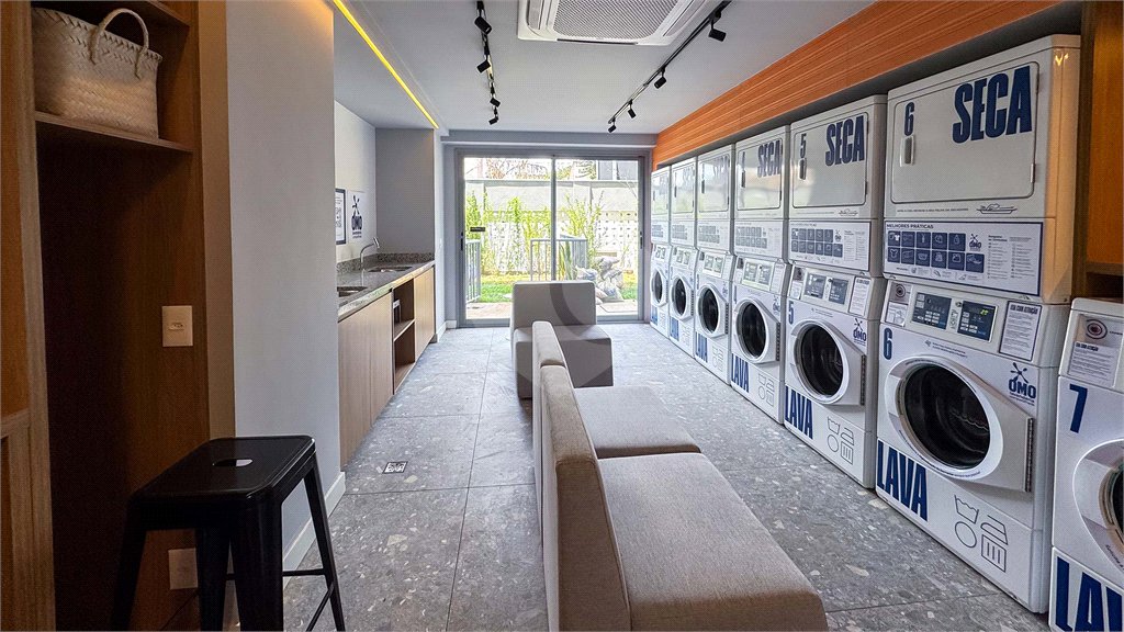 Apartamento à venda com 2 quartos em Vila Cordeiro, São Paulo, SP