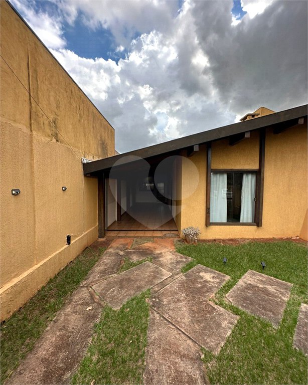 Casa à venda com 3 quartos, sendo 1 suíte, em Portal do Morumbi, Ponta Porã, MS